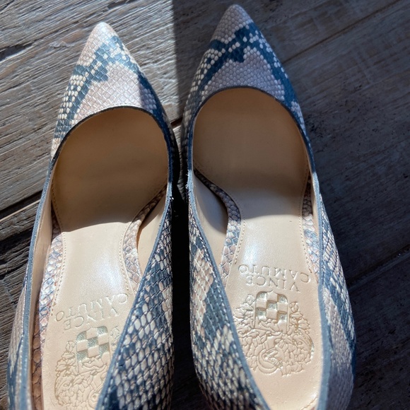 Vince Camuto Heels - Picture 5 of 5